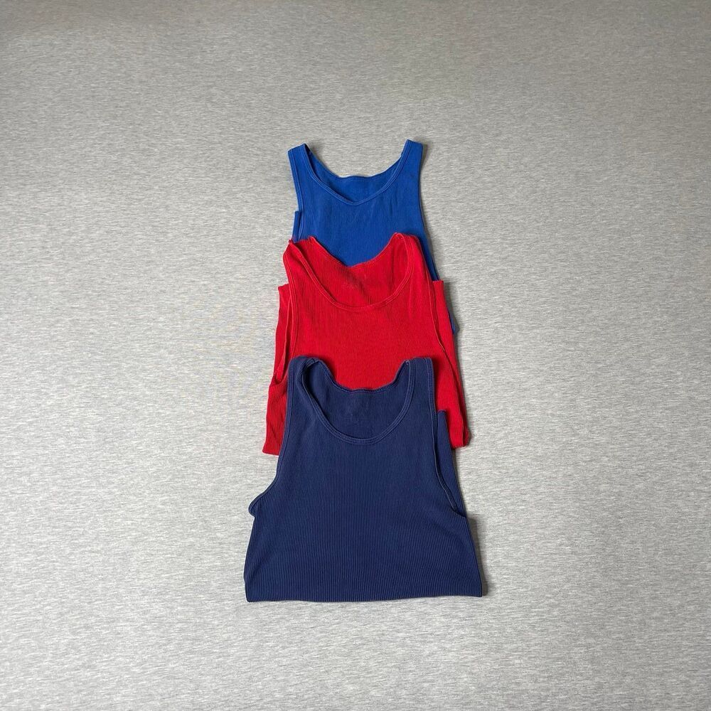Hanes Men’s Cotton Multicolored Ribbed Tank Tops 3 PCS. Set - Picture 7 of 8